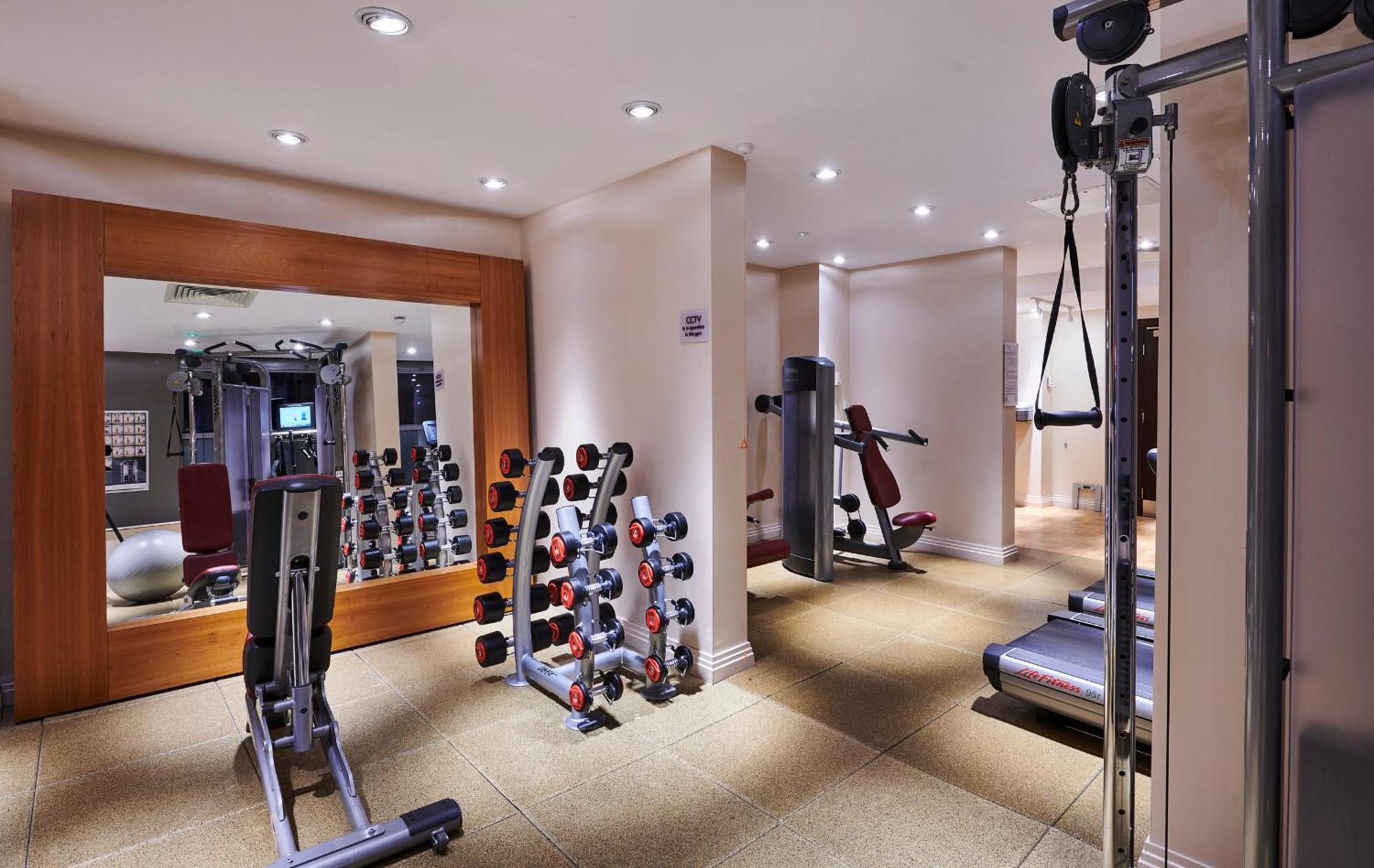 Отель Doubletree By Hilton Ealing