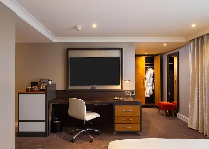 Doubletree By Hilton London Ealing