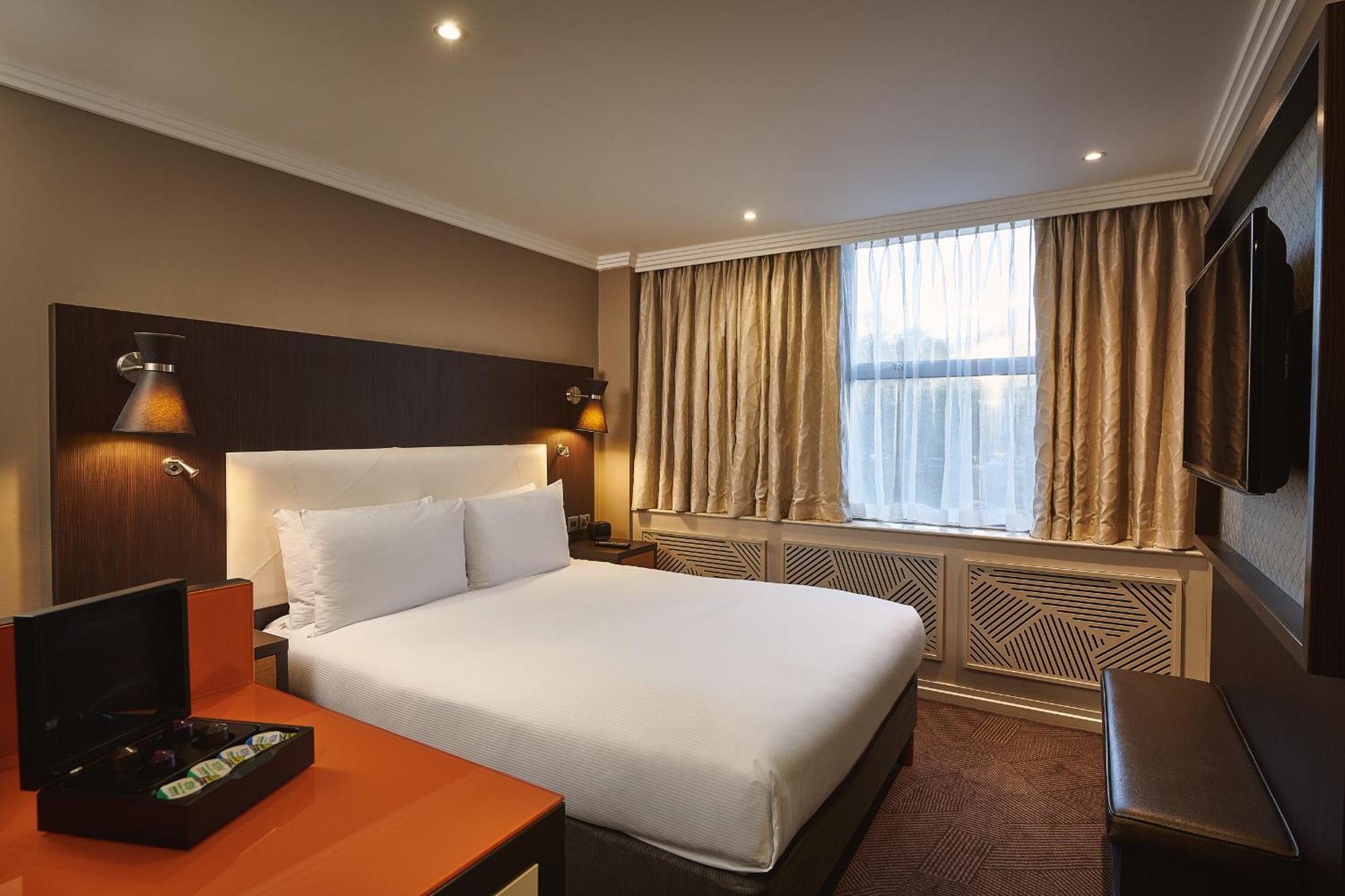 Doubletree By Hilton Ealing Londres