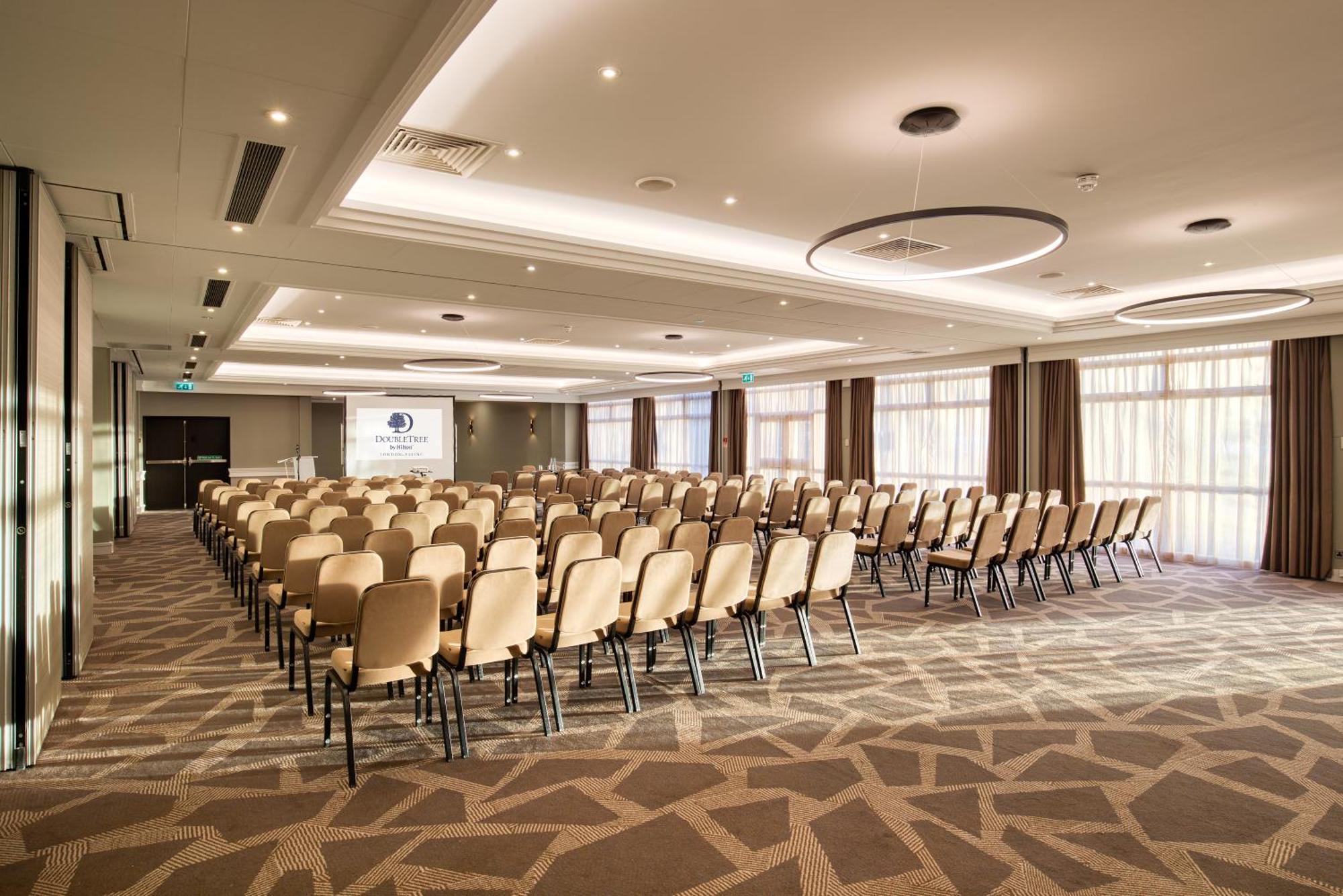 Doubletree By Hilton Ealing Londres